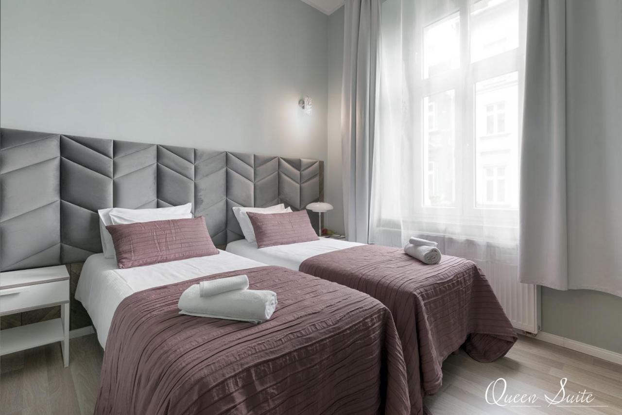 Queen Suite