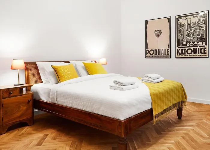 HOUSEHOST Apartment :Starowiślna 66/9 Street